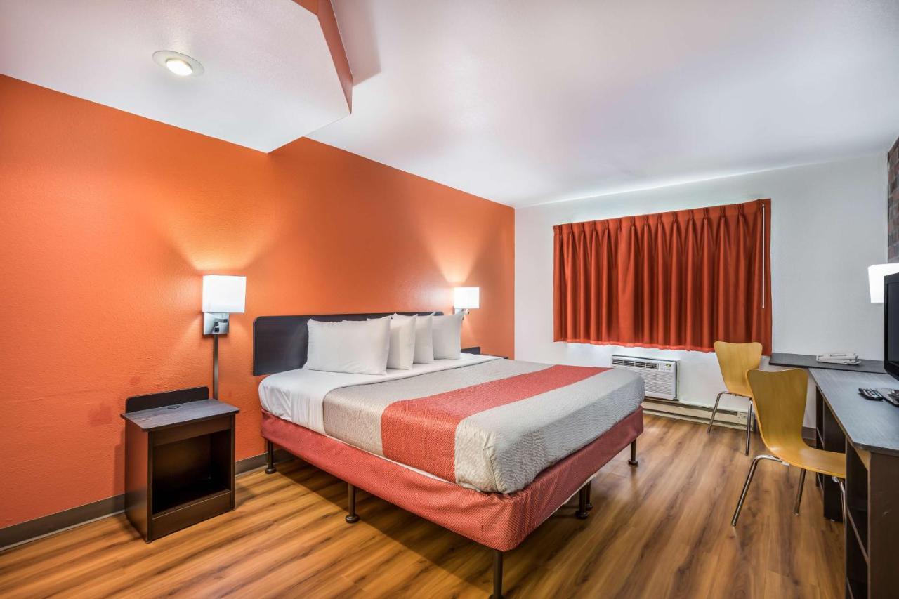 Motel 6-Madison, Wi - East Екстер'єр фото