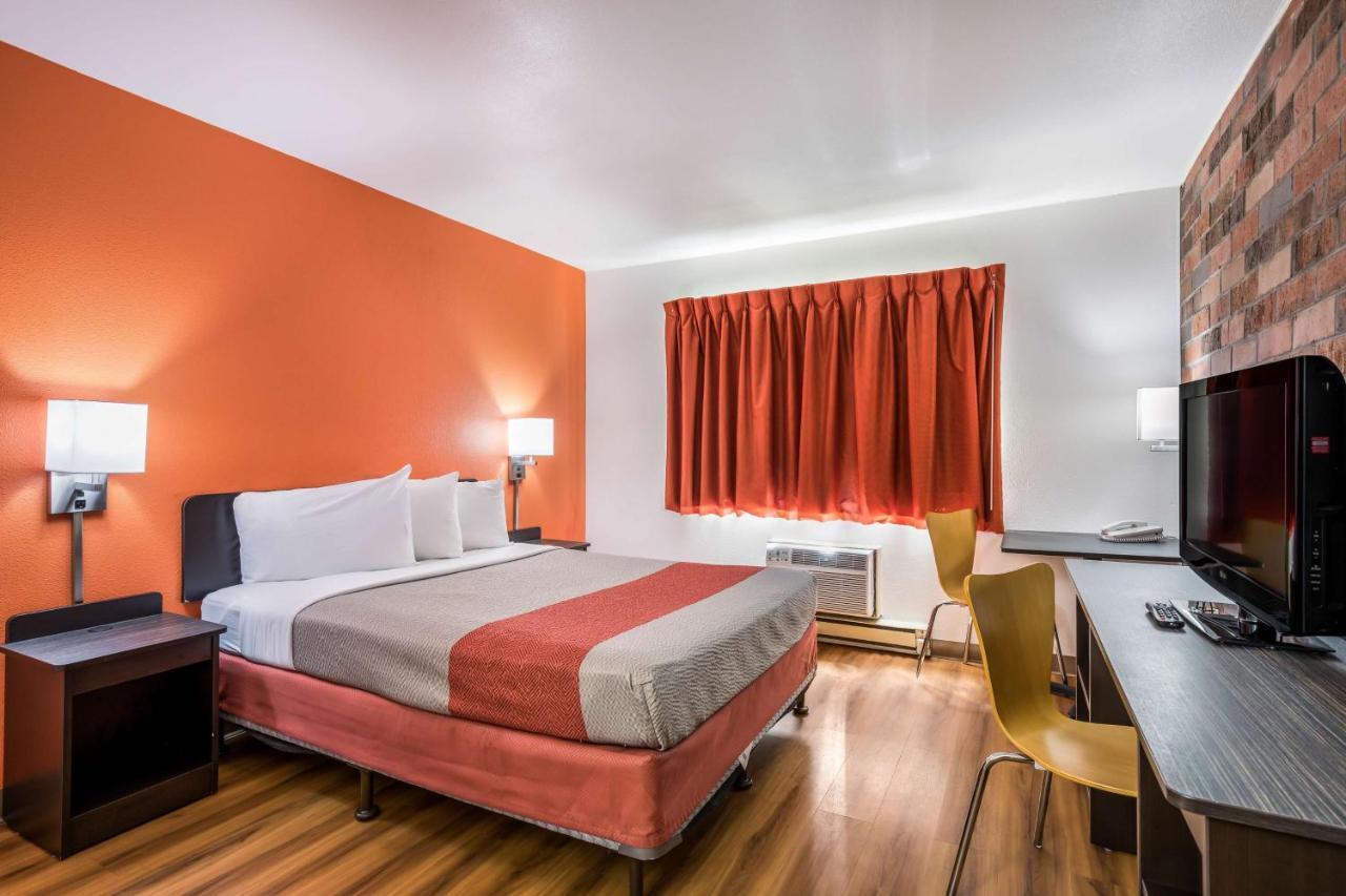 Motel 6-Madison, Wi - East Екстер'єр фото