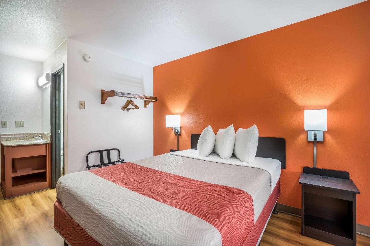 Motel 6-Madison, Wi - East Екстер'єр фото