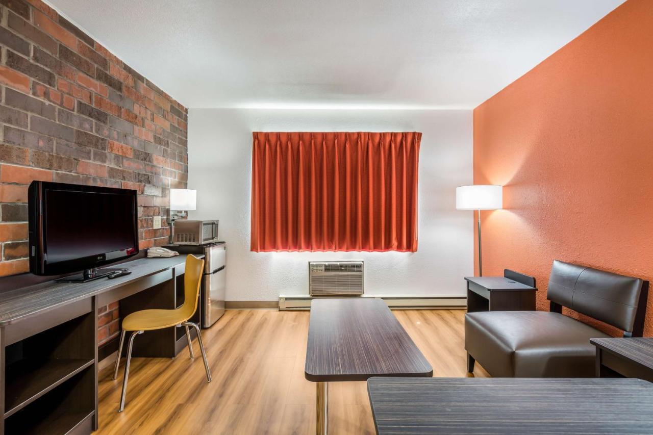 Motel 6-Madison, Wi - East Екстер'єр фото